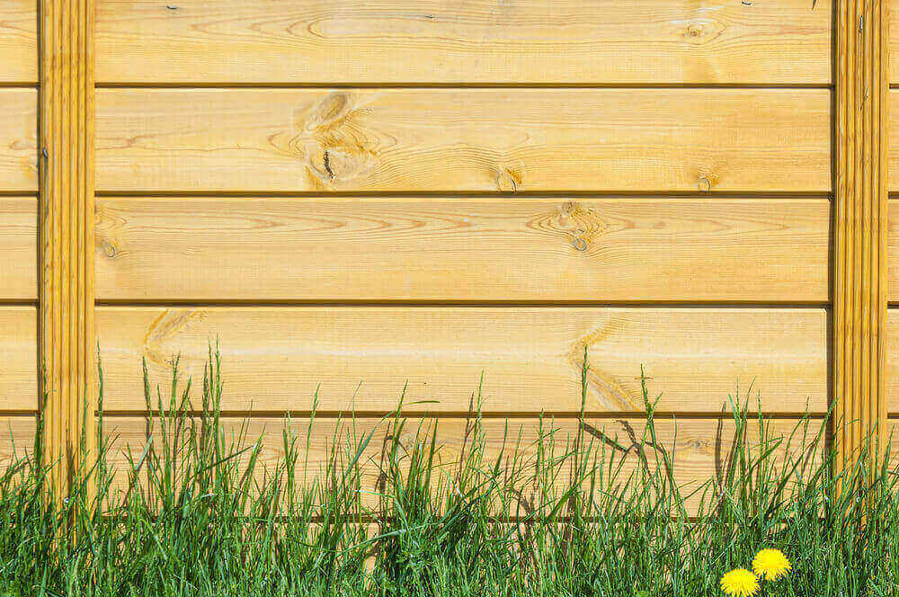 one of the top ten knotwood fence designs