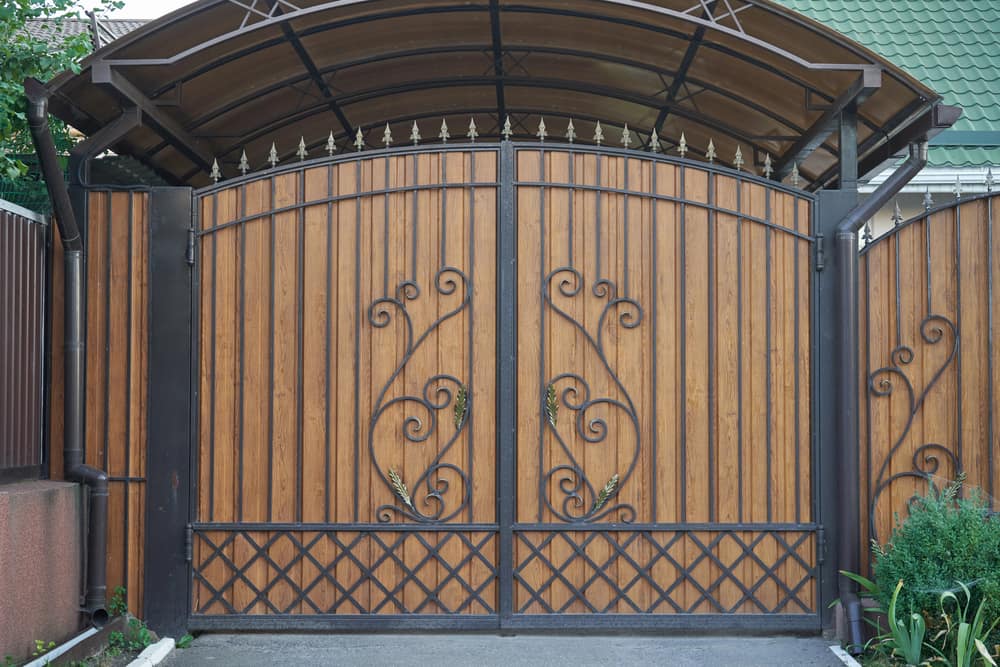 choosing custom residential gates